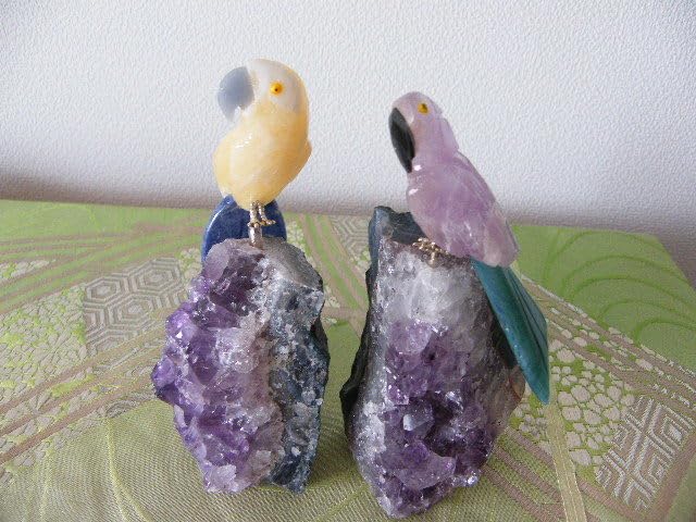 Amazon.co.jp: オウム 鳥 天然アメジスト 置物 長期保管 : おもちゃ