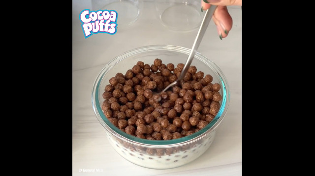 Amazon.com: Cocoa Puffs Cereal Single Serve Cup 25% Less Sugar, 2 Oz (Pack  of 60)
