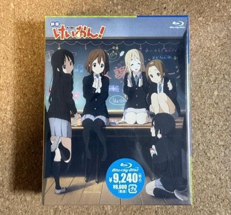 Amazon.co.jp限定】けいおん!! Blu-ray Box (初回限定生産)(2BOX収納