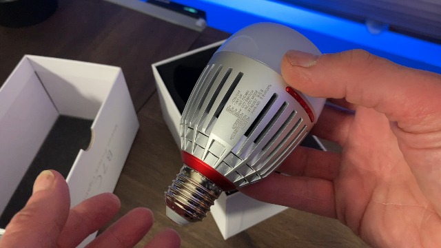 REVIEW Aputure Accent B7C Smart Led Light Bulbs 7W RGBWW on Amazon Live