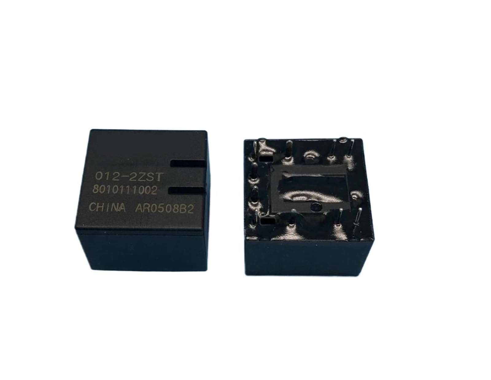 Relais automobile HFKD 012 2ZST double relais 10 broches 40V