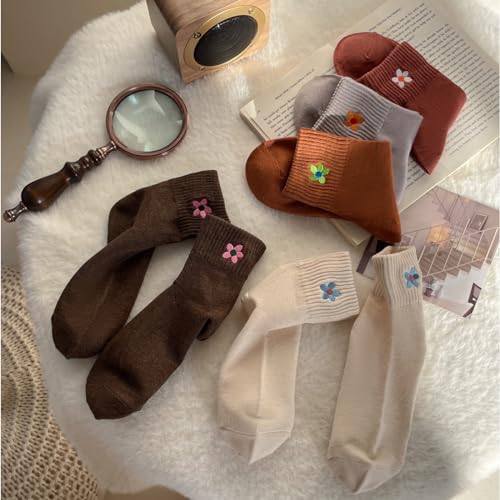 5 Pairs Crew Socks Cute Flower Embroidery Ankle Socks Gifts for Womens Teens Socks3
