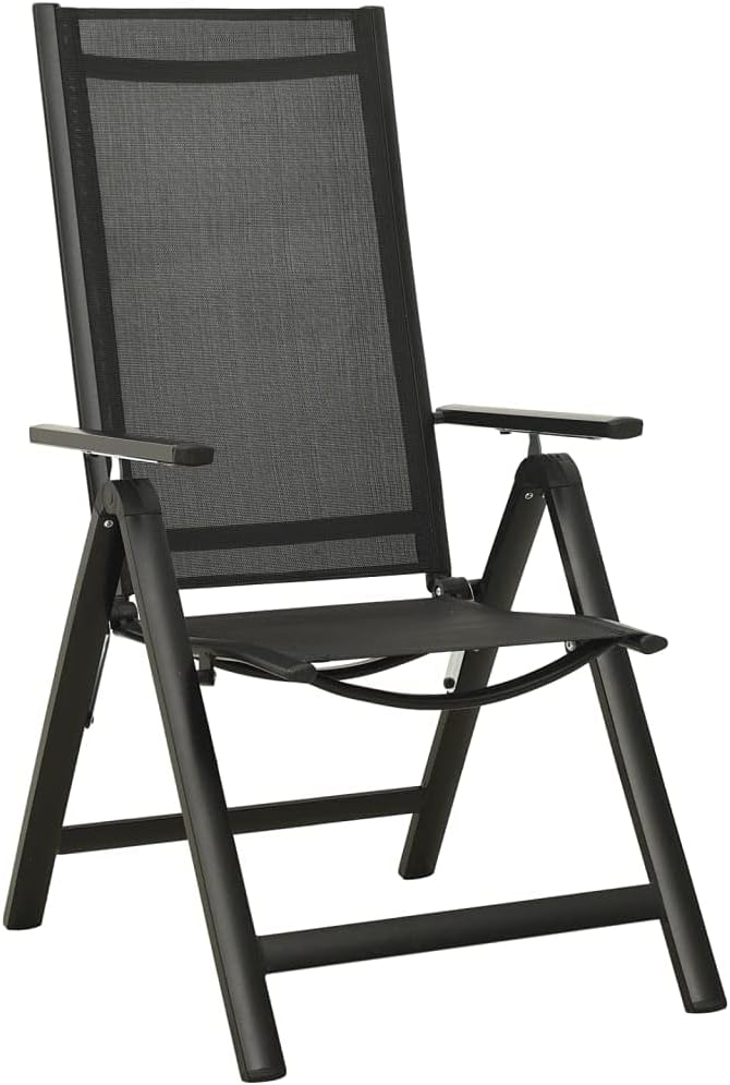 Faţă view of the vidaXL folding garden chair in an upright position.