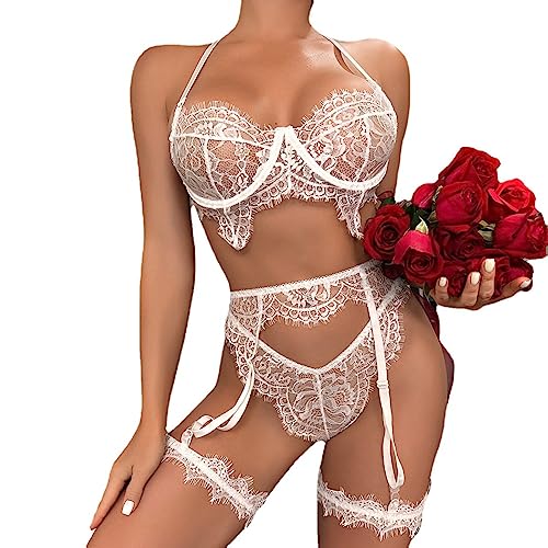 Lingerie drôle en dentelle pour pimenter vos soirées romantiques