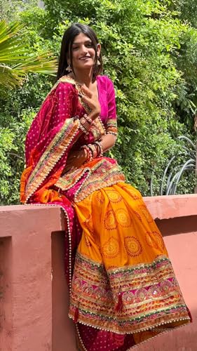 Image of Women's Banarasi Silk With Jacquard Print Saree With Blouse