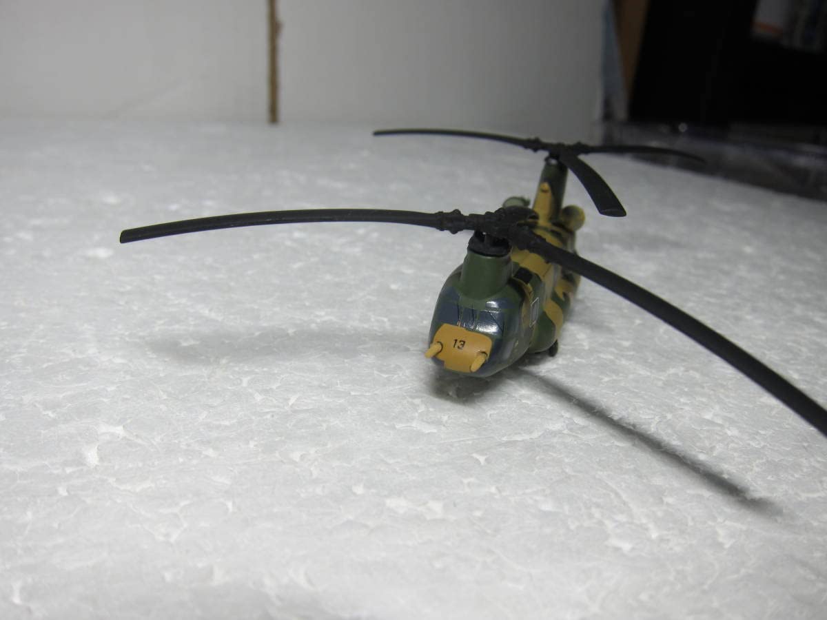 Amazon.co.jp: 1/200 ヘルパ CH-47J チヌーク 陸上自衛隊 第12旅団 第