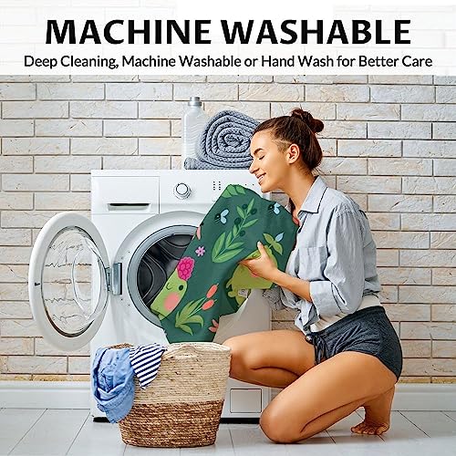 Mercuryelf Frog Throw Blanket - Soft, Fuzzy & Warm - 50x60 Inches Flannel Blankets for Living Room, Sofa - Dark Green Cute Throws Gift for Teens