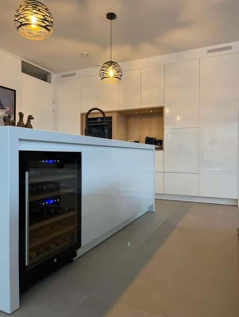 BODEGA43-40 Weinkühlschrank Einbau Freistehend 2 Zonen 5-20 ºC 130 Liter 40 Flaschen 46dB Schwarz