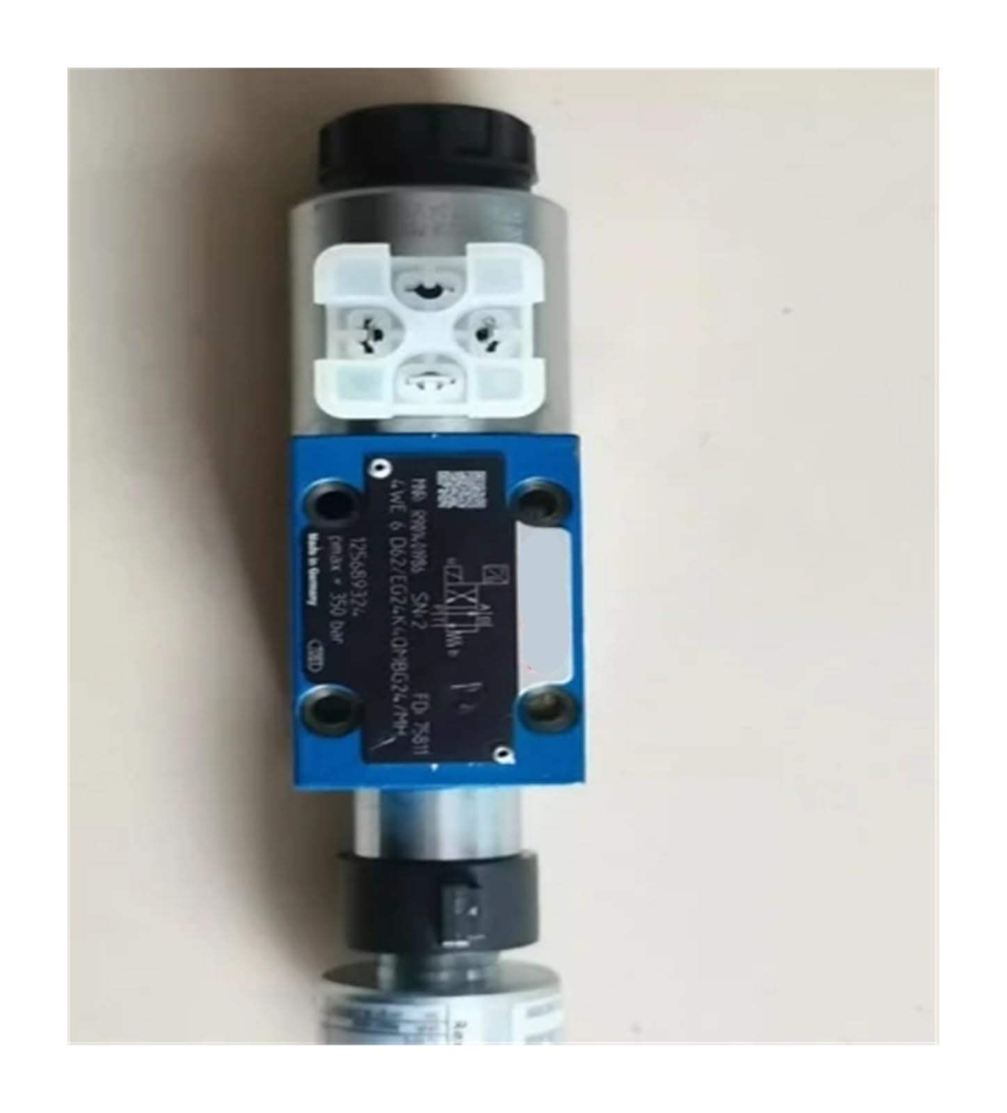 UWUKCJOKQ 1pcs Hydraulic electromagnetic Directional Valve R901401986 4WE6D62/EG24K4QMBG24/MH 4WE6D6X/EG24K4QMBG24/MH(4WE6D62-EG24K4QMBG24)