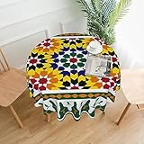 Élégant et multifonction : améliorez l'ambiance de votre salle à manger, jardin, terrasse ou toute autre occasion avec notre nappe circulaire au design élégant. Son apparence classique et polyvalente complète différents styles de décoration, ce qui en fait un ajustement parfait pour les événements formels ou les rassemblements décontractés.