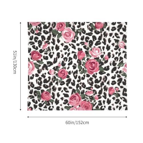 Tapisserie léopard rose pour une décoration de chambre cocooning et moderne