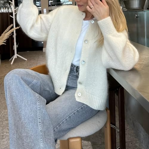 Image of Women Y2k Crop Cardigan Sweater Long Sleeve Button Down Cardigan Vintage Open Front Sweater Cute Knit Pullover Tops