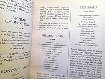 Hardcover The Tupperware Book of PICNICS PARTIES & SNACKS around the world Book