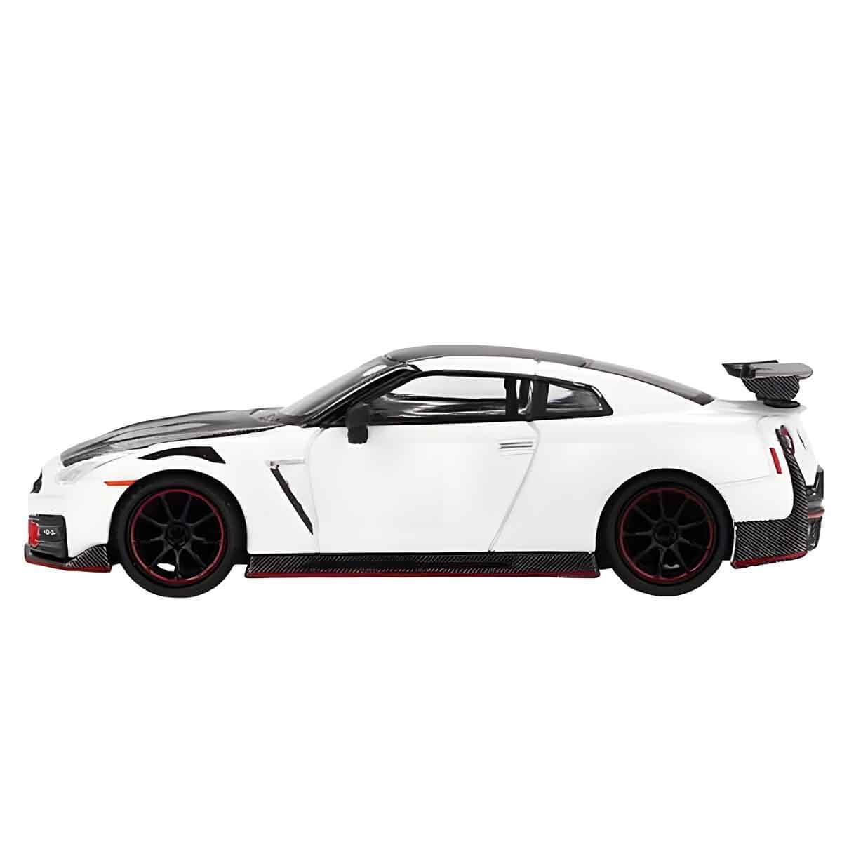 MINI GT Nissan GT-R Nismo 2024 – Brilliant White Pearl Diecast
