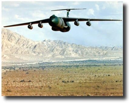 C-141 Transport Military Aircraft Photo Wall Cuadro de pared 16 x 20 Impresión artística