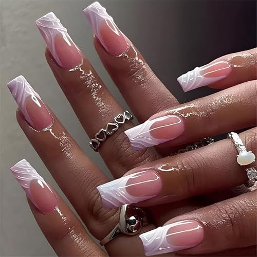 3Dストライプデザインの爪にスタイリッシュな正方形の爪を押すマニキュアネイル毎日の摩耗やパーティーのためのマニキュアネイルデコレーション