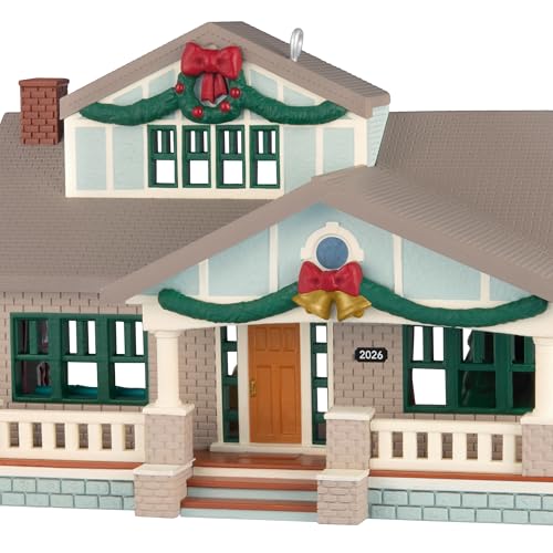 Hallmark Keepsake Christmas Ornament 2026, Nostalgic Houses and Shops Arts & Crafts Bungalow by Hallmark Keepsake - Used condition - Image 5