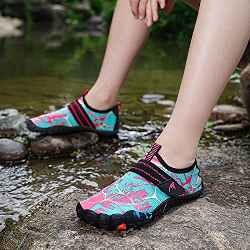 Image of Quickshark Kids Water Shoes Boys Girls Barefoot Aqua Socks Outdoor Indoor Quick Dry Sandals Lightweight Slip On Walking Sneakers for Beach Pool Swim (Little Kid /Big Kid)