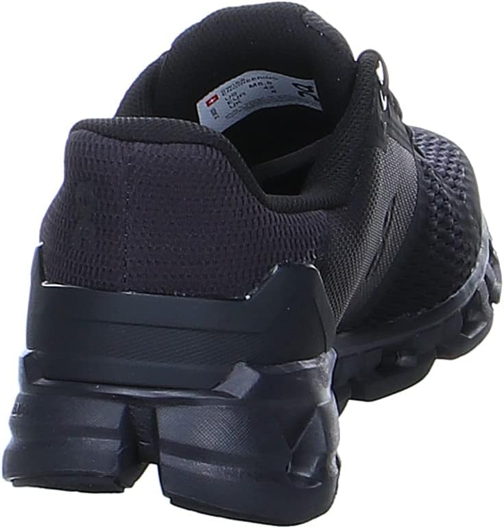 ON Cloudflyer 21.99225 All Black M 9