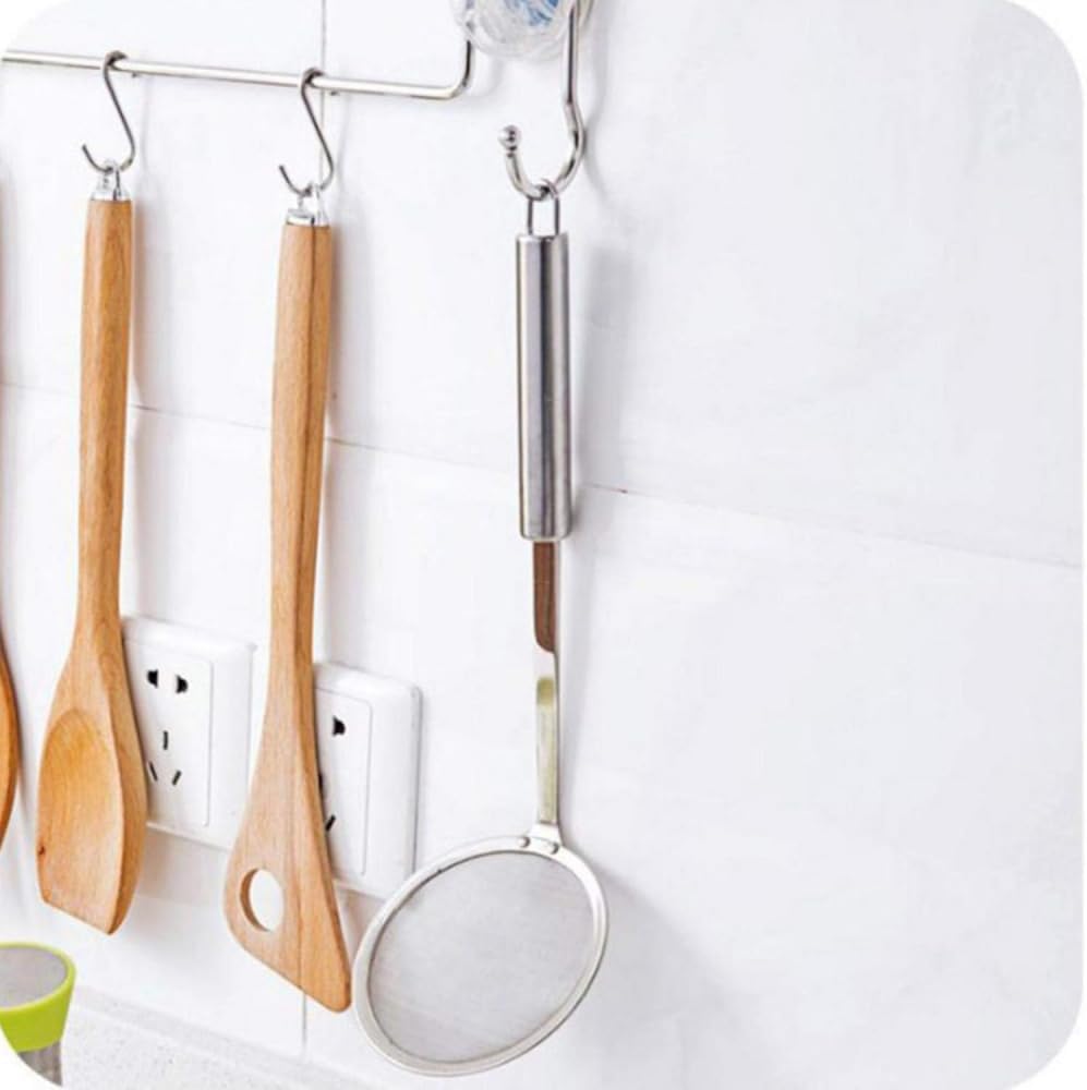 Skimmer Spoon Colander, Stainless Steel Skimmer with Long Handle, Essential Kitchen Tool for Hot Pot, Strains Oil and Removes Scum