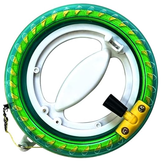 HENGDA KITE Professional Outdoor Kite Line Winder Winding Reel Grip Wheel with 650 Feet (60LBS) Flying Line String Flying Tools with Lock for Kids and Adults
