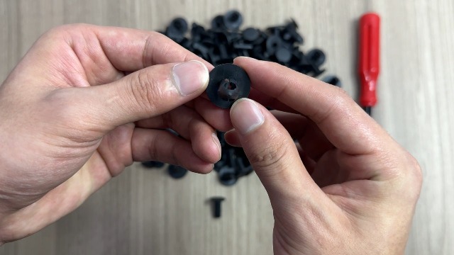 AUTOKAY 100pcs Push ATV Fender Clips for Suzuki King Quad Vinson