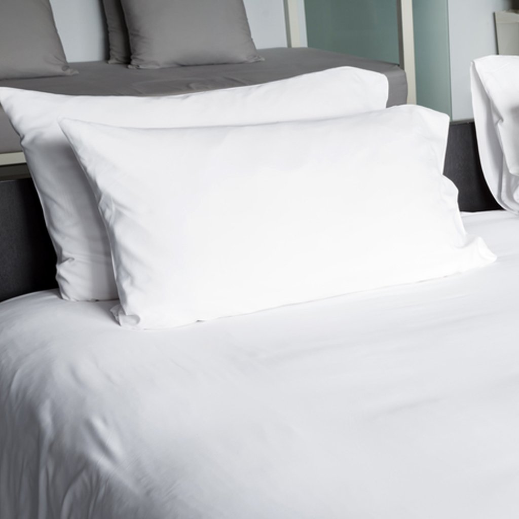 BGEUROPE Confezione da 10, 20 | 40 federe per cuscino da hotel, 50% cotone e 50% poliestere (10, 50 cm x 70 cm)