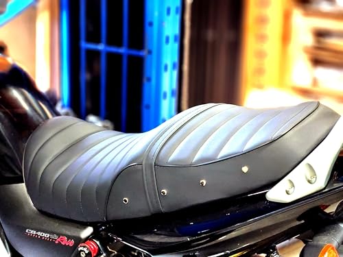 NC39 NC42用 鋲打ち スタッズ付き シートベルト 前後アンコ抜きver CB400SF NC39 NC42用 タックロールシート シートベルト 防水