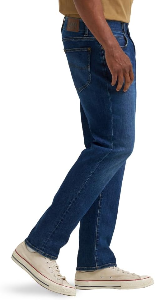 Lee mens Extreme Motion Straight Taper Jean - Image 2