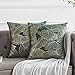 OMMATO Velours Housses de Coussin 45x45 cm Decoration Imprimé Or Taie d'oreiller pour Canapé Chambre Voiture Salon Coussin Couverture Vert Lot de 2