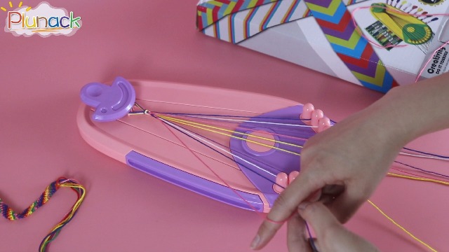 Plunack Set voor het maken van vriendschapsarmbanden voor meisjes van 6 tot 12 jaar, handgemaakt gevlochten cadeauspeelgoed voor kinderen van 8 tot 12 jaar, verjaardagscadeau-ideeën voor kinderen van