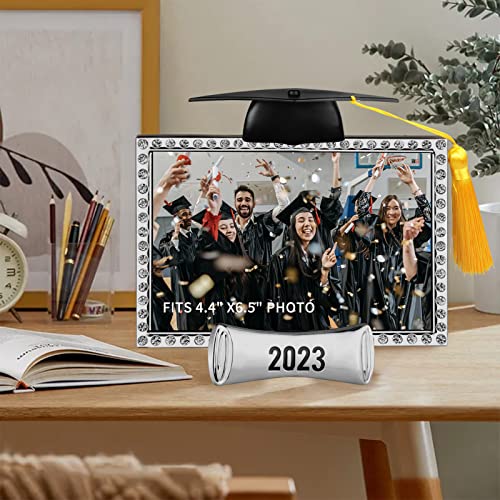 Graduation 4X6 Picture Frame Class Of 2023 Keepsake Photo Frames Black Silver Metal Bachelor Cap Shape Picture Frames Shadow Box With Tassel Tabletop Display (Fit 4.4X6.5Max Photos) Gift For High School Master Phd University Graduate #TOP3