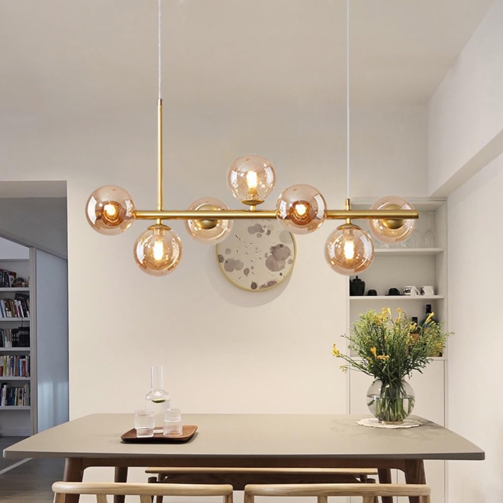 Lustre moderne en verre pour créer une ambiance chaleureuse au salon