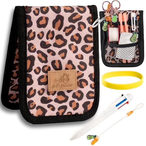 La Repera de Enfermera® Salvabolsillos Enfermeria + Porta Tijeras Enfermeria + Boligrafo 6 Colores + Pulsera | Organizador de bolsos | Accesorios Enfermera TCAE Veterinaria (LEOPARD SKIN)
