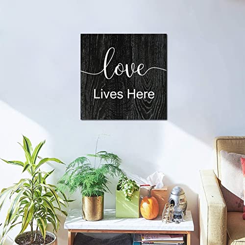 Tollyee Wooden Signs With Saying Love Lives Here Wood Plaque Wall Hanging Sign Positive Word Quote Wood Sign For Home Cabin Front Door Outdoor Decoration 10"X10" #TOP1
