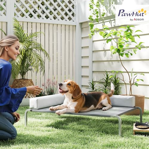 PawHut Hundeliege Outdoor, Erhöhtes Hundebett für Mittelgroße Hunde, Kühlendes Haustierliege mit L-förmige Kissen Stahlrahmen rutschfesten Füßen, Haustierbett für Draußen Camping 110x75x30cm Hellgrau
