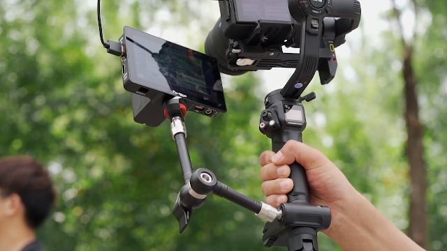 ビデオカメラ PortKeys LH5P Amazon.co.jp: Portkeys LH5P II 5.5'' 4K カメラモニターフル