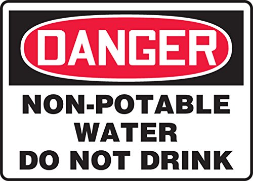 Panneau d'eau non potable danger ne pas boire Accuform MCAW125XT