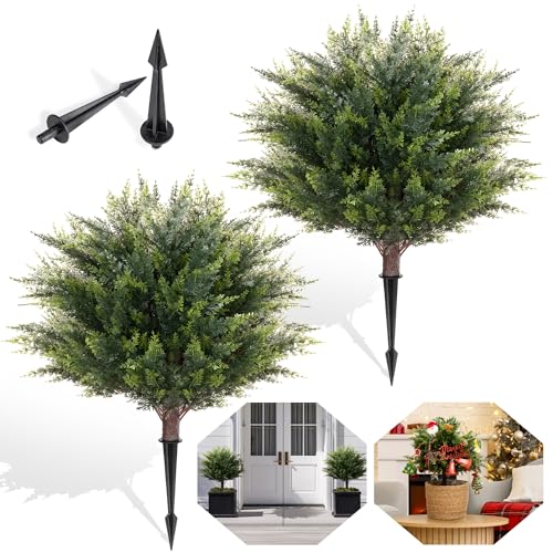 Árboles de Navidad artificiales de cedro topiario de 23.6 pulgadas con estaca para el suelo, paquete de 2 arbustos artificiales para exteriores, plantas de hoja perenne sintéticas, arbustos falsos