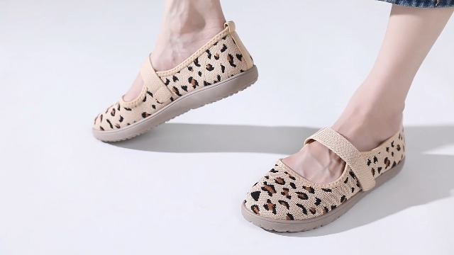 Amazon.com | Waluzs Wide Toe Box Flats Shoes Women Knit Mary Jane