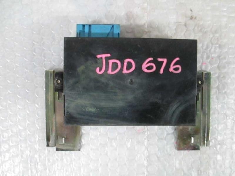 Cruise Control Module Front Footwell 97-03 fits BMW 540i 65.71-8 375 497 65718375497