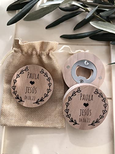 Detalles de Boda - Detalles Primera Comunión - Detalles Bautizos - Pack de 25 abridores de madera y 25 tatuajes personalizados, presentados en bolsitas y caja personalizada - Regalos Personalizados