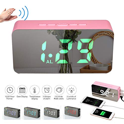 DRhomehouse Digital Color RGB LED Reloj Despertador con Espejo USB/Batería con termómetro de Escritorio Reloj con luminancia Ajustable 3 Alarmas Función de repetición Función de Carga USB - Rosa