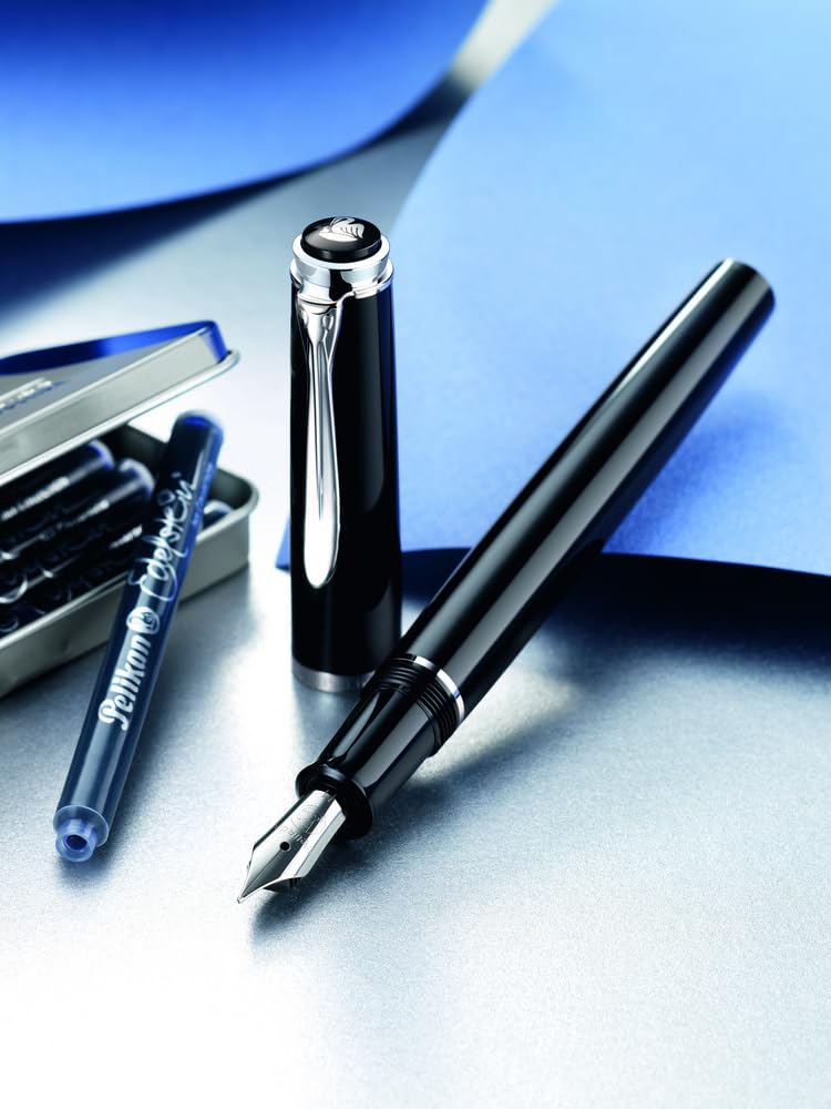 Amazon | Pelikan m205ブラック万年筆 | 万年筆 | 文房具・オフィス用品