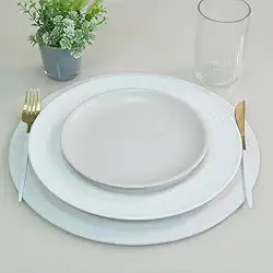 Kit para 2 Lugares - Sousplat com Capa em Tecido Oxford 100% Poliéster cor Palha, Base MDF de 35 cm de Diâmetro - 4 Peças