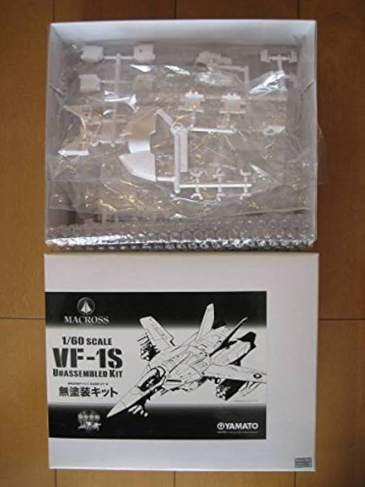 YAMATO - 新品未開封 マクロス　やまと(1/60)VF-1S ロイ フォッカー バルキリー Amazon.co.jp: 【未開封 やまと 超時空要塞 マクロス 三段変形 1