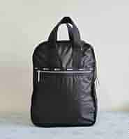 レスポートサック エッセンシャル リュック バックパック黒 軽量 美品 楽天市場】LeSportsac レスポートサック バックパック ESSENTIAL