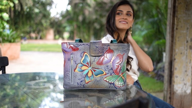 Bolso tote mediano de cuero genuino pintado a mano para mujer miniatura 7