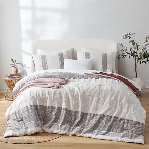 Oli Anderson Queen Comforter Set, 3 Pieces Shabby Chic All Season Down Alternative Bed Set, Tufted Aztec Bedding Set with Matching Shams (Brown, Queen)
