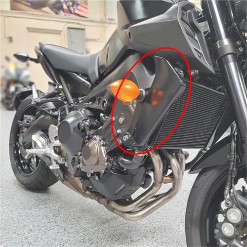 Carénage latéral protection MT09 contre projections cache radiateur Yamaha
